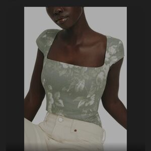 Reformation green linen cora top floral